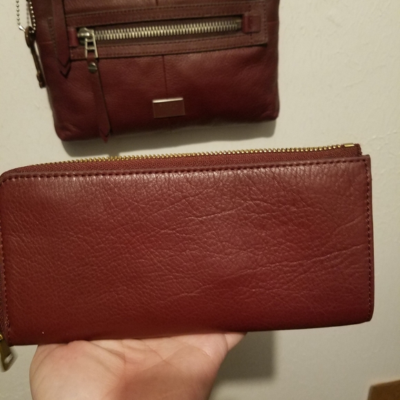 Fossil Emerson Zip wallet maroon - Picture 3 of 4